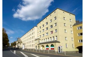 Wohngemeinschaft - 160930/38/242